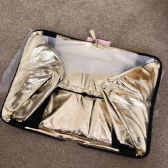 Victoria secret GOLD foldable tote bag - Picture 4 of 4